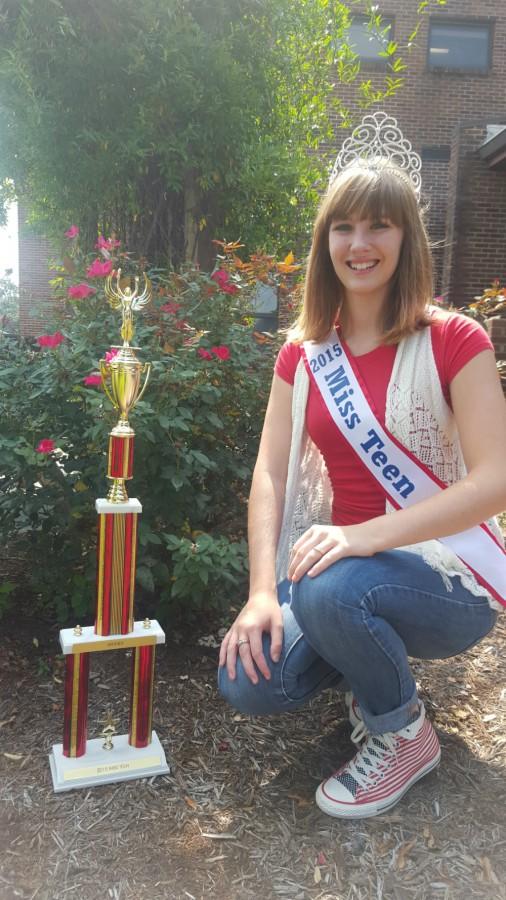Senior Rebecca Green named 2015 Miss Kentucky Teen