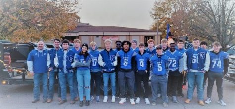 some of the graves county football team before the parade