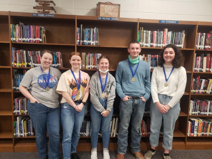 Future Problem Solvers from left to right:
MacKenzie Williamson, Shelby Leonard, Gracie Colley, Dalton Darnell, and Kaylee Wilson
