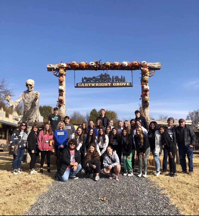 Youth Leadership students explore tourism within community