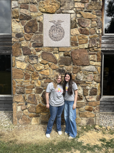 FFA sends President Abby Flemmons and Secretary Allie Phelps to KY Rising Sun Conference