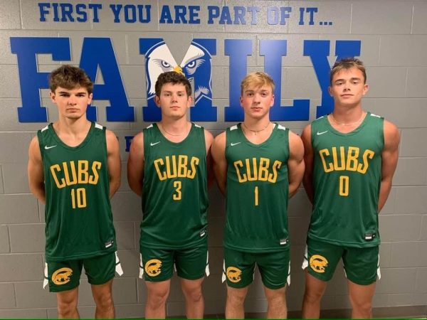 GCHS boys basketball  team honors cuba with look-alike jerseys